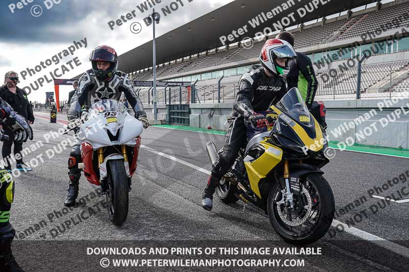 motorbikes;no limits;peter wileman photography;portimao;portugal;trackday digital images